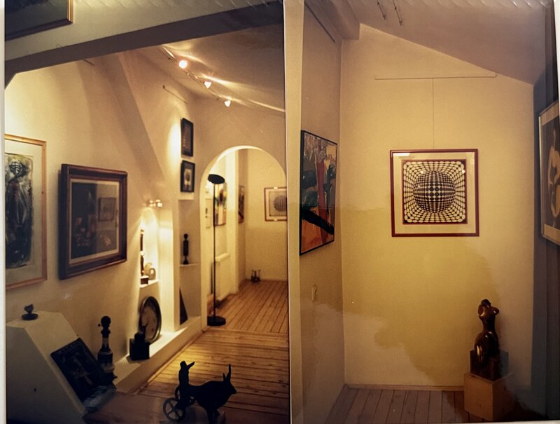 Ultracentral, spatiu comercial stradal, zona Dacia, negociabil.