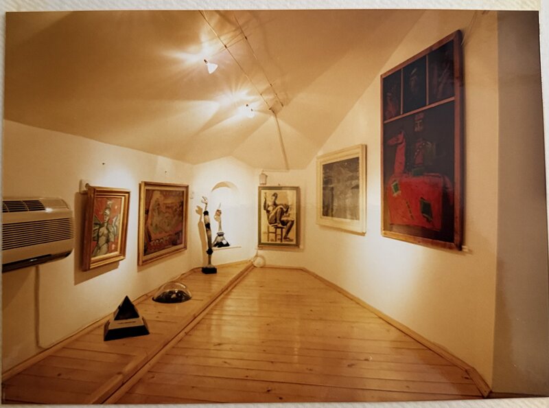 Ultracentral, spatiu comercial stradal, zona Dacia, negociabil.